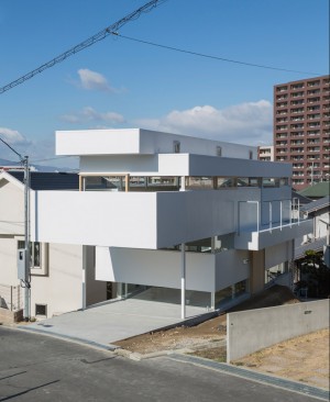 House in Toyonaka by Tato Architects