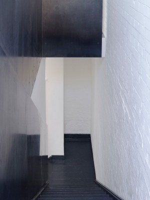 Isomi showroom by Paul Crofts Studio