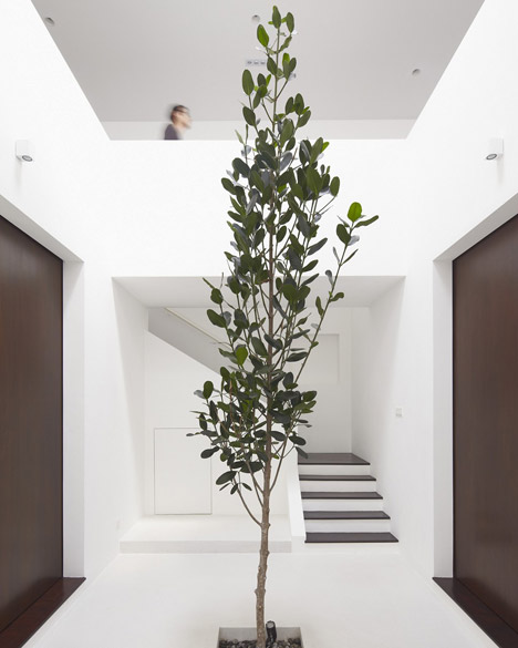 Ittka House by Fabian Tan
