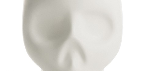Jolly Roger skull chair by Fabio Novembre