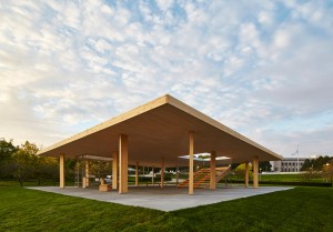 Lakefront Kiosk by Ultramoderne for the Chicago Architecture Biennial 2015