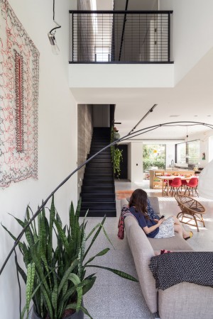Mendelkern townhouse in Tel-Aviv by David Lebenthal Architects