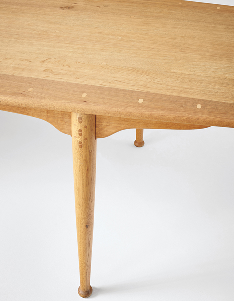 Peder Moos dining table