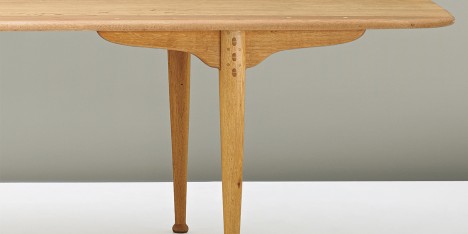Peder Moos dining table
