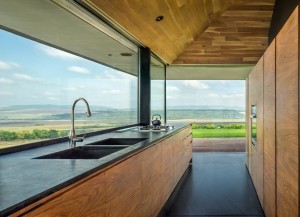 Observation house by I O Architects