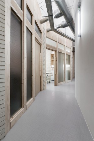 Physiotherapy centre by Nano Arquitectos