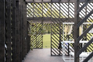 Queens-Park-Pavilion-by-Claridge-Architects_dezeen_936_7
