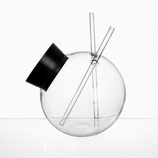 Quido cocktail glass by Martin Jakobsen