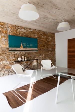 Renovation in Provence by Michael Menuet
