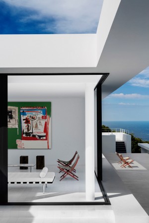 Silver House by Olivier Dwek, Greece