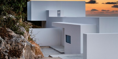 Silver House by Olivier Dwek, Greece