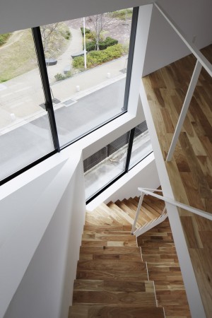 Spiral Window House by Alphaville Architects