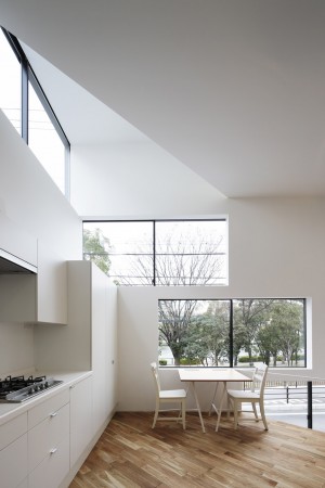 Spiral Window House by Alphaville Architects
