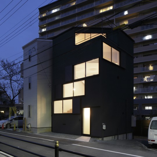 Spiral Window House by Alphaville Architects