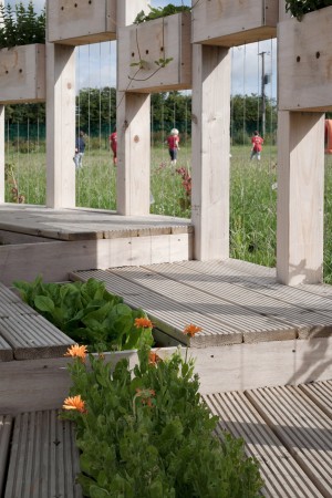 Hedge School educational pavilion by AP+E studio