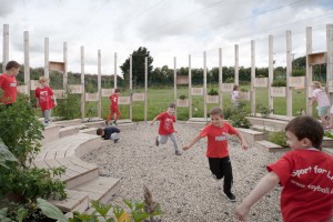 Hedge School educational pavilion by AP+E studio