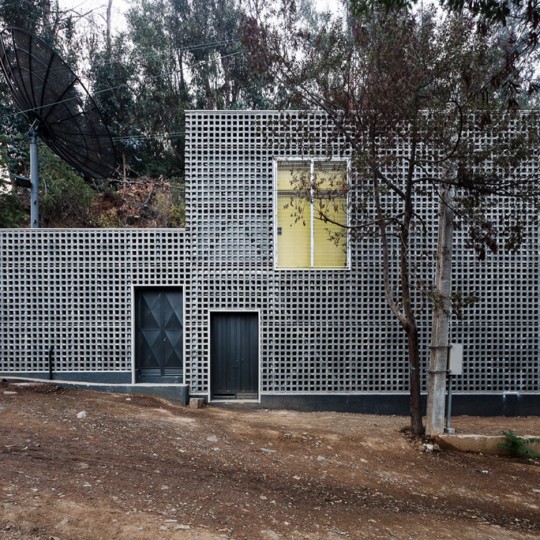 Transmission centre by Umwelt