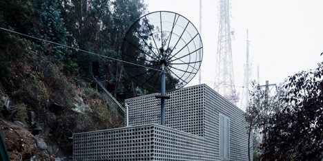 Transmission centre by Umwelt