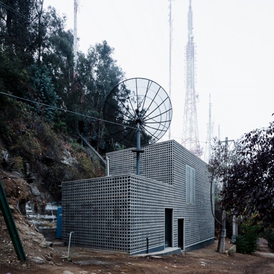 Transmission centre by Umwelt