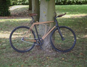 Wooden bicycle by Niko Schmutz