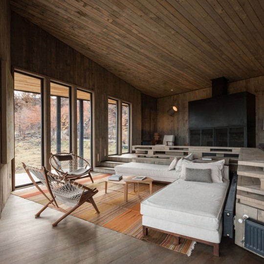 Awasi-Hotel_Felipe-Assadi_dezeen_936_37