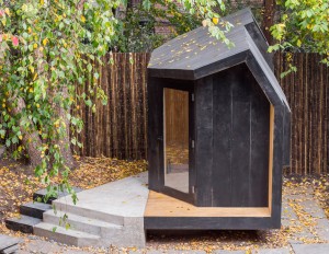 Writing Hut by Architensions