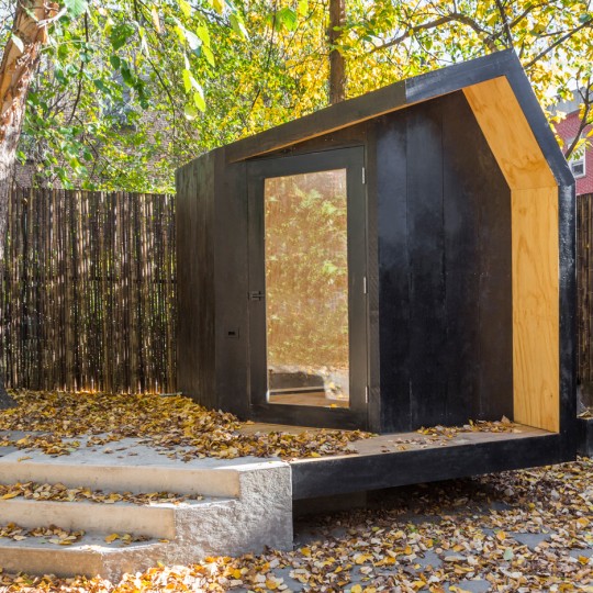 Writing Hut by Architensions