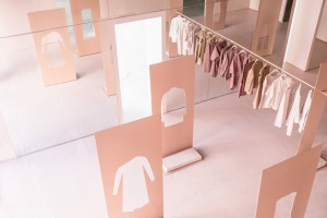 COS LA pop-up store by Snarkitecture