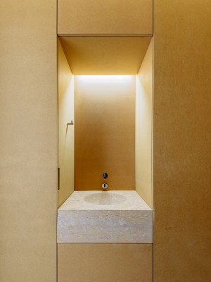 Capela Jesus Mestre by Site Specific Arquitectura