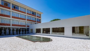 Capela Jesus Mestre by Site Specific Arquitectura