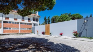 Capela Jesus Mestre by Site Specific Arquitectura