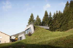 Casa Jura by JDS
