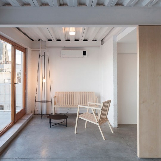 It Met uses modular panels to create flexible workspace for Buenos Aires ad agency