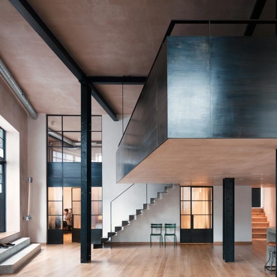 Clapton Warehouse by Sadie Snelson Architects