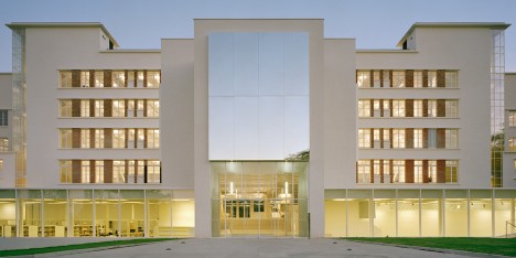 Clermont Ferrand School of Architecture by du Besset-Lyon architectes urbanistes