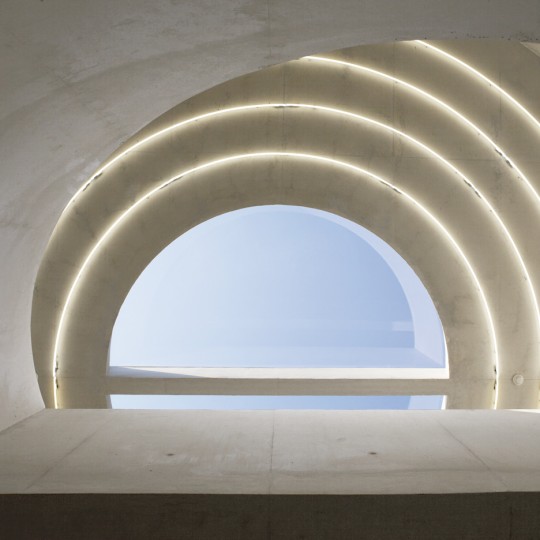 Today we like: white concrete