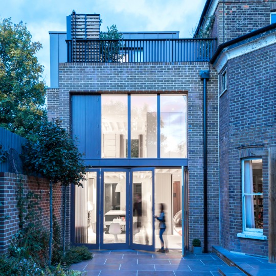 House extension on Coolhurst Road by Alexander Martin Architects