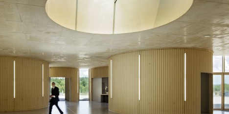 Crematorium in Amiens by PLAN01