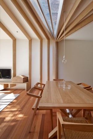 Cross Stitch House by FMD Architects