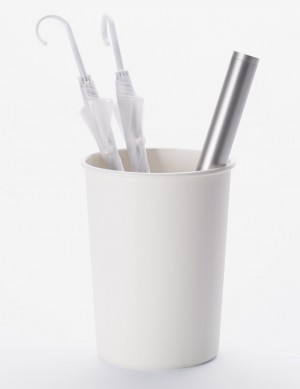 Emergency aid kit by Nendo