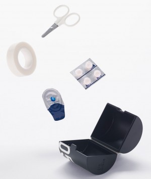 Emergency aid kit by Nendo