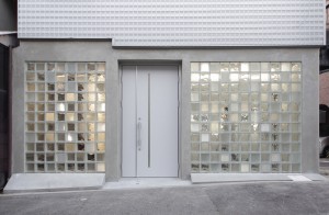 Diamant Glass Art Gallery by Jun Murata