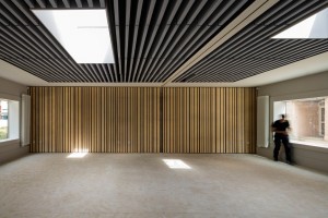 Helderly Hall in Bievres by Marchi Architectes
