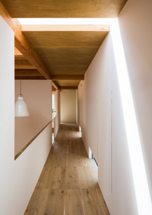 House in Nara by Keiichi Sugiyama