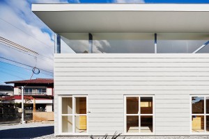 House in Yokkaichi by SYAP