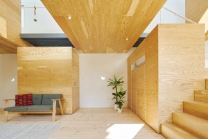 House in Yokkaichi by SYAP