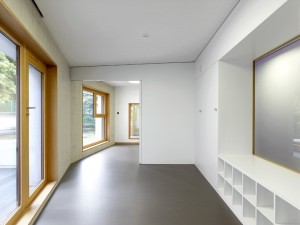 Le Gazouillis Day Nursery in Geneva by Omar Trinca