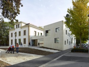 Le Gazouillis Day Nursery in Geneva by Omar Trinca