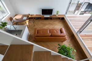 Little House Big Terrace by Takuro Yamamoto