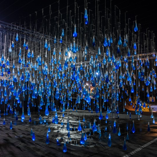 Interactive rain by Luz Interruptus